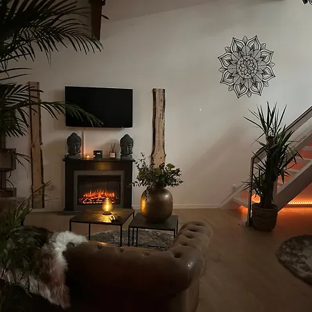 Wellness Mit Whirlpool Und Sauna منزل للإقامة