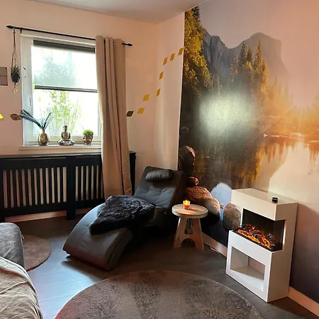 Wellness Mit Whirlpool Und Sauna منزل للإقامة أهلن