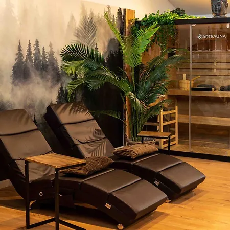 Wellness Mit Whirlpool Und Sauna * Ahlen