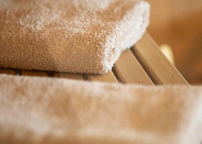 Accommodatie bij particulieren Wellness Mit Whirlpool Und Sauna *